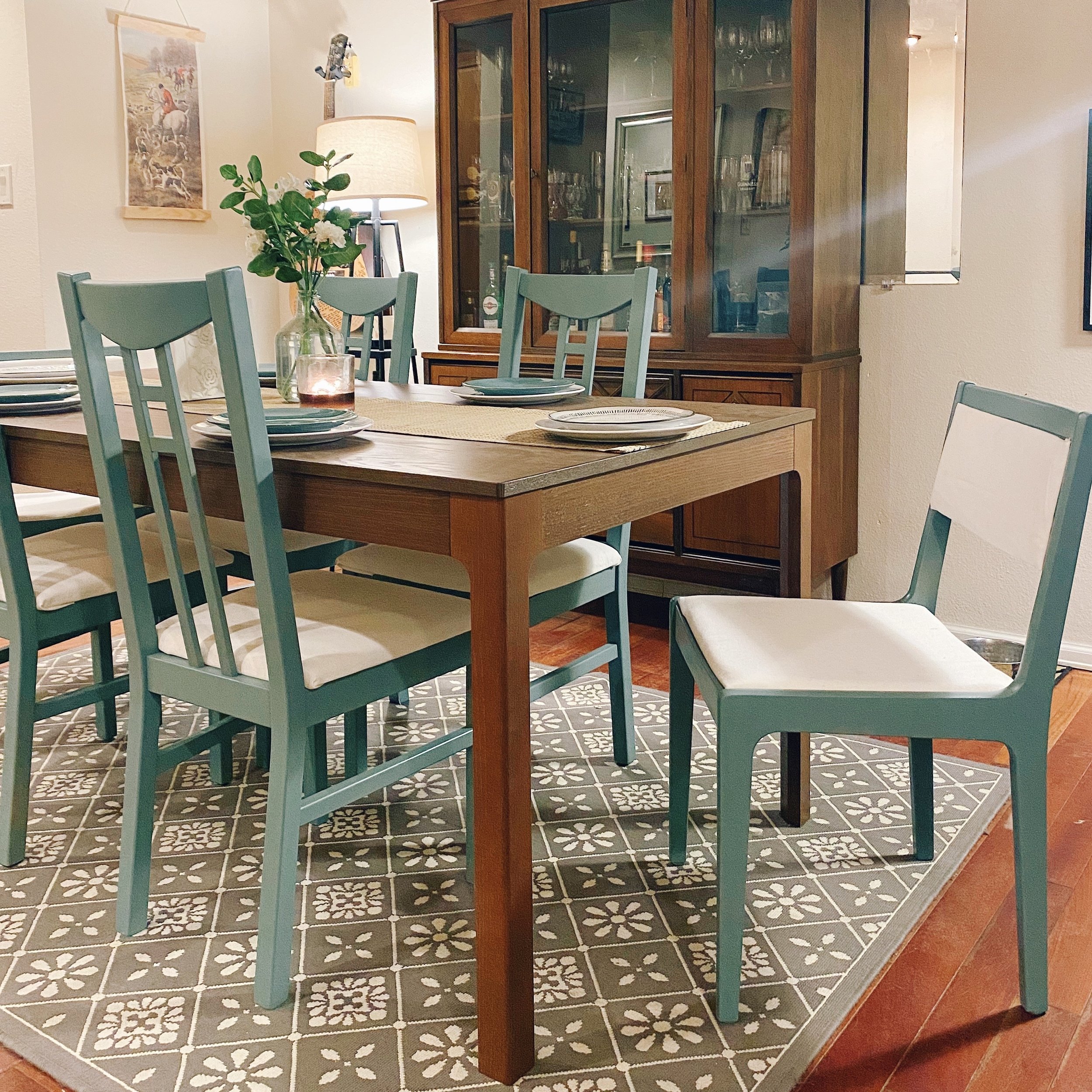 Updating 8 FREE Dining Chairs for under $70