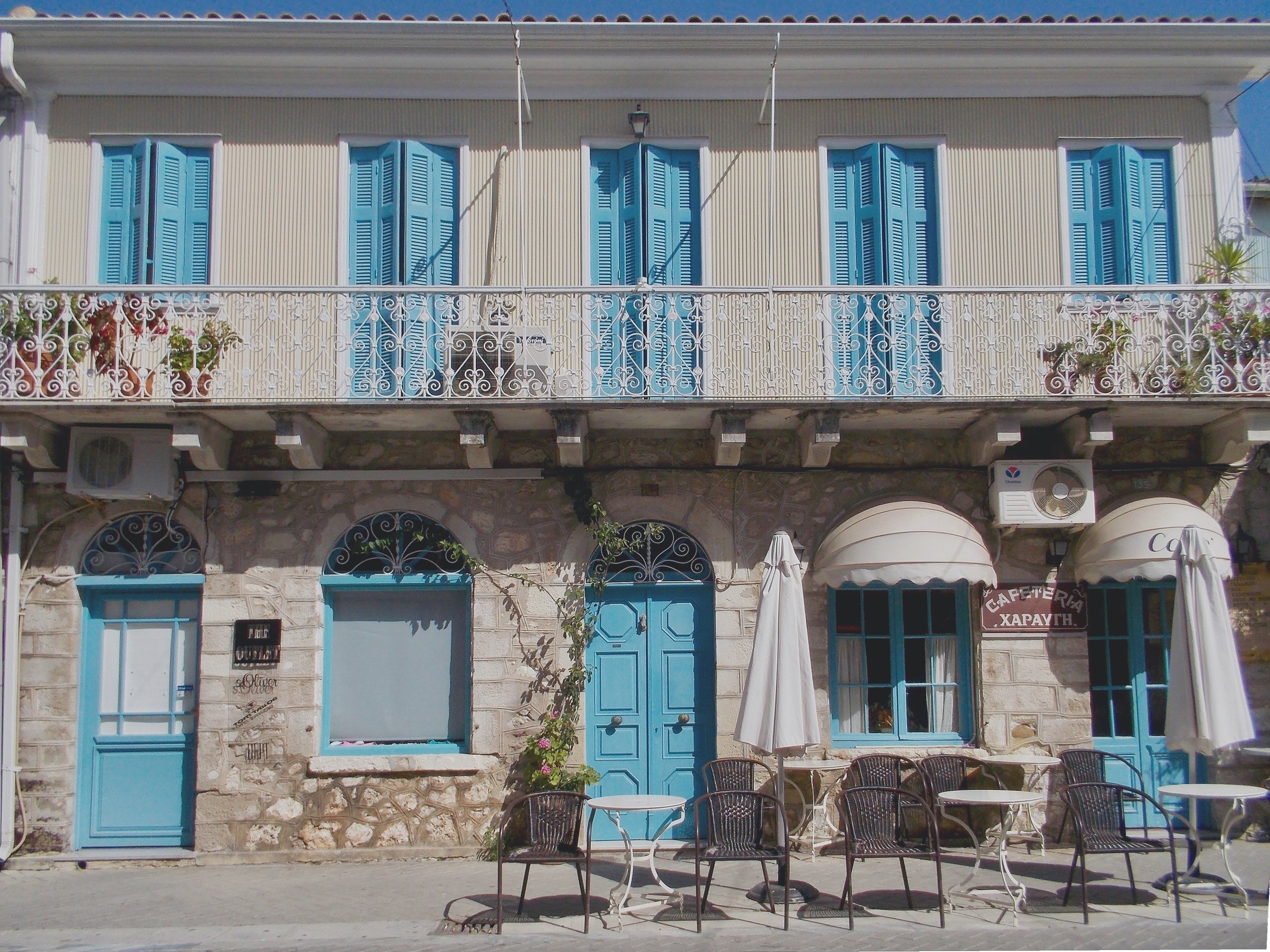 10 Unique Places to Travel